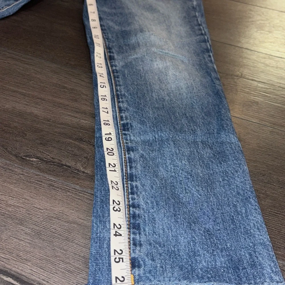 Blank NYC Madison Crop Denim Hi Rise Jean Size 26 Color: Blue - Picture 10 of 11